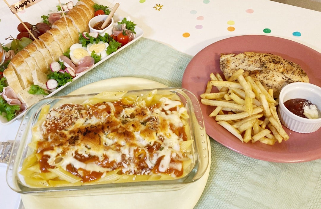 フィンガーフード』が断然おすすめ！子どもと一緒の持ち寄りパーティレシピ8選mamaPRESS -ママプレス