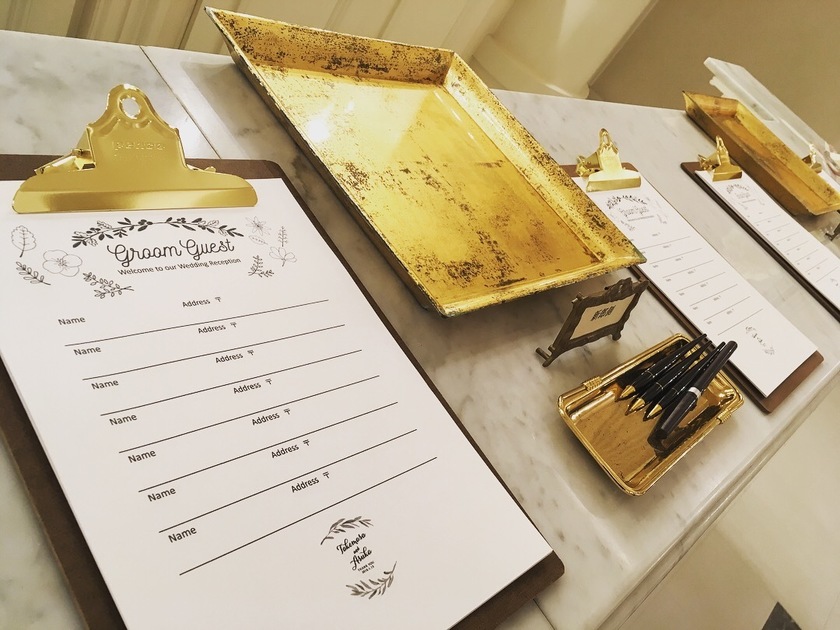 結婚式の受付には何を飾る？受付サインや芳名帳など先輩カップルの実例をご紹介！結婚ラジオ結婚スタイルマガジン