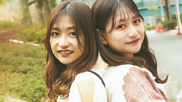 今日は体育座りを教えました😂笑双子ママ双子育児 女の子twins 二卵性双生児 2歳 赤ちゃん 赤ちゃんのいる生活 赤ちゃんのいる暮らし 双子ママと繋がりたい ベビフルベビグラム 令和3年ベビー コドモノ