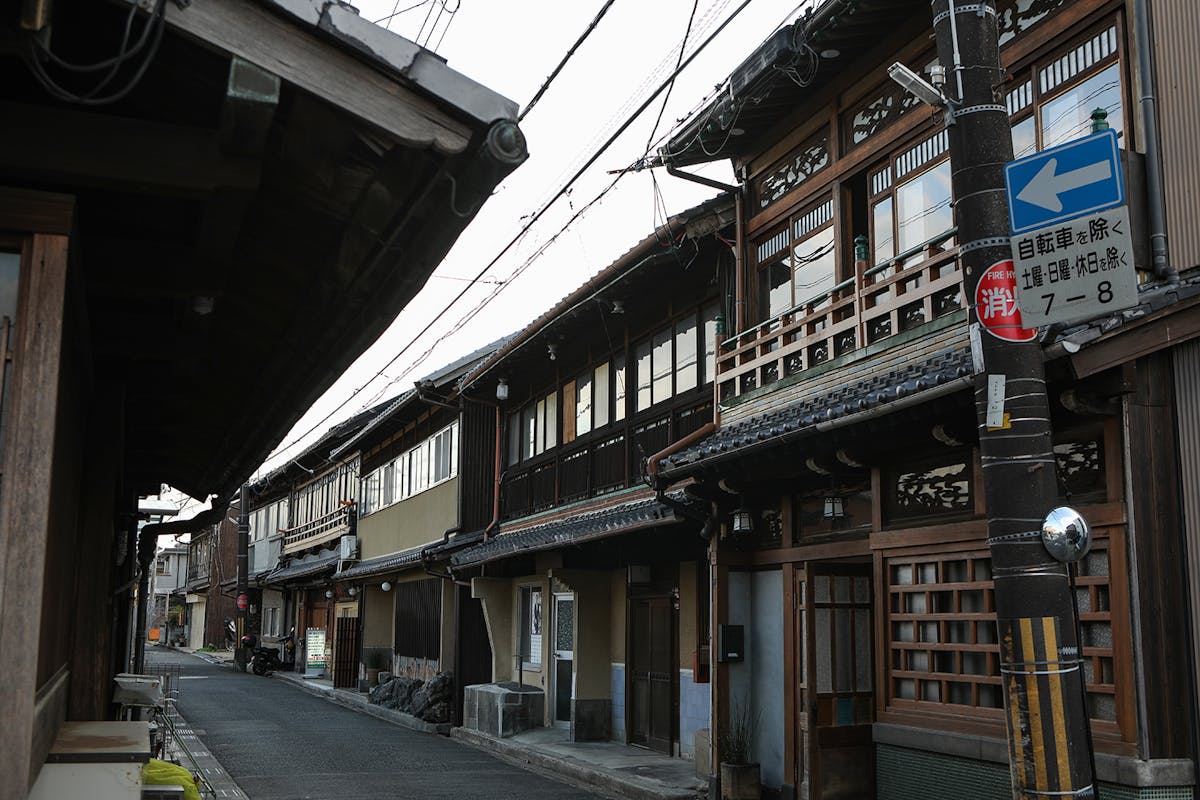 筑前・福岡 昭和のノスタルジックな情景…市場・商店街・旧遊郭跡を巡ってぶらぶら歩き旅ー７』博多(福岡県)の旅行記・ブログ by