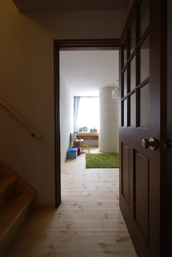 ラブリコと有孔ボードで、子供部屋を二分割DIY 小野家高知のみんなのDIY