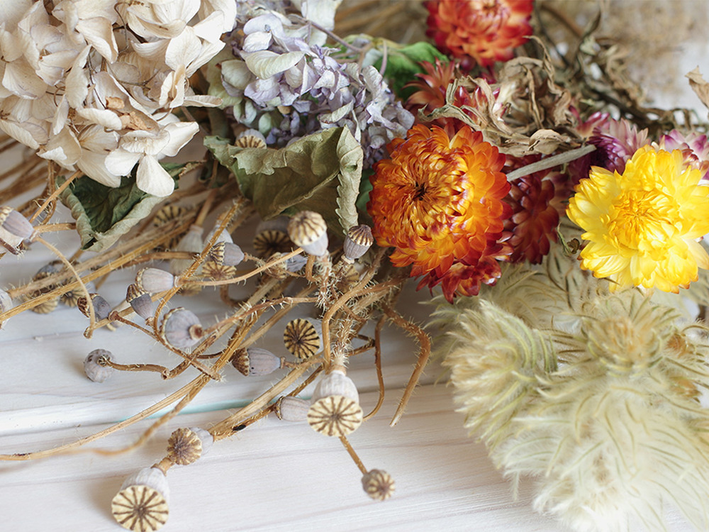 卒業祝・入学祝・転職・退職・引退などにおすすめ!インテリアにもなる魅力あふれるお祝いのドライフラワーブーケ<ジューシーピンク>ブルーム- ドライフラワーとインテリアの専門店