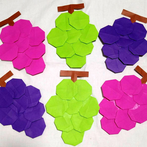 型紙付き 秋におすすめ！壁面飾りにも使える簡単ぶどう製作HOKET MAGAZINE子ども向け工作・ワークショップ情報株式会社HOKET