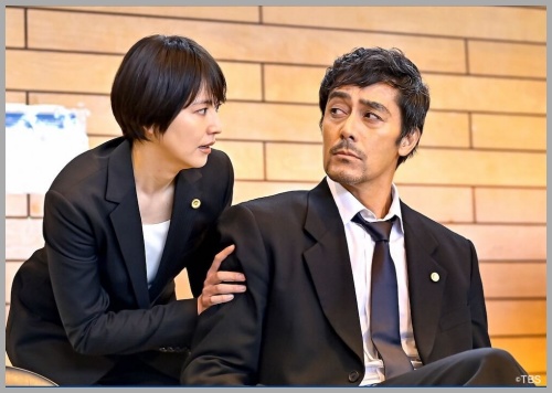 阿部寛 妻は15歳年下でスタイル抜群！子供は娘が2人！画像 – 家族の肖像