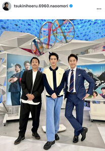 2人の距離がぎゅっと近づく 。片手写真を2枚繋げて完成する「手アート」加工って知ってる？ - isuta イスタ-私の“好き”にウソをつかない