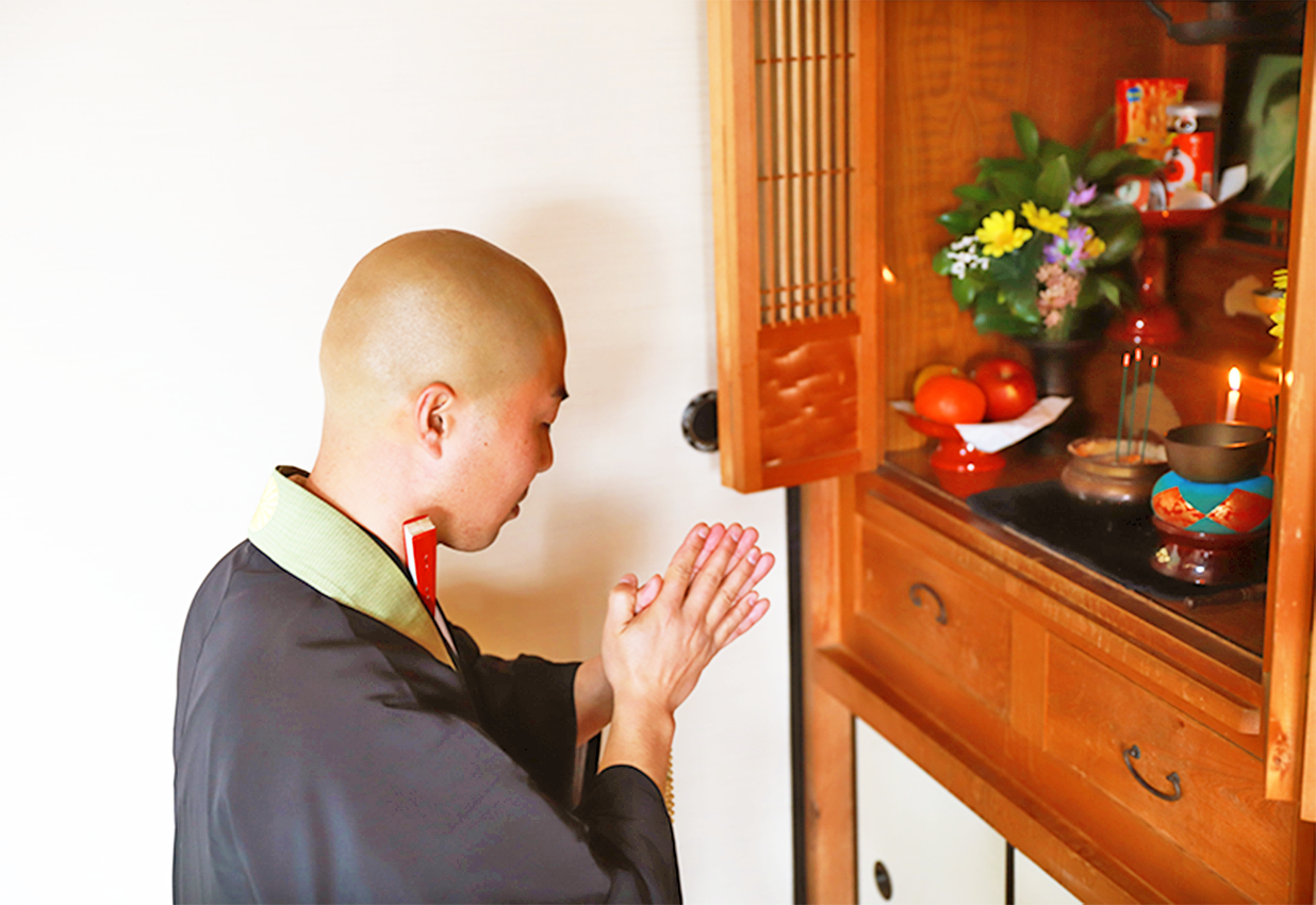 百箇日法要はいつ執り行う？百箇日の計算方法と服装、香典マナーを解説小さなお葬式