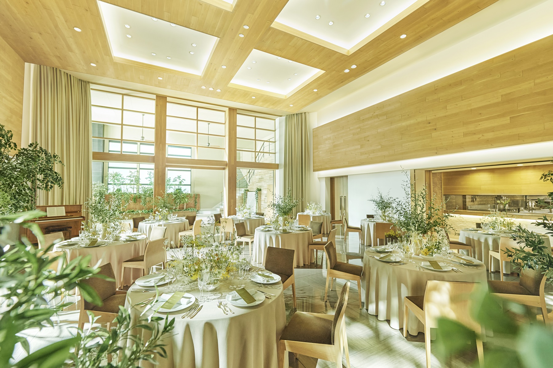 名古屋駅直結「ルーセントタワー」独立棟1階、最上階40階に複合施設『MAISON8 』を2023年4月7日 金 プレオープン。5月1日グランドオープン。株式会社 アメーバホールディングスのプレスリリース