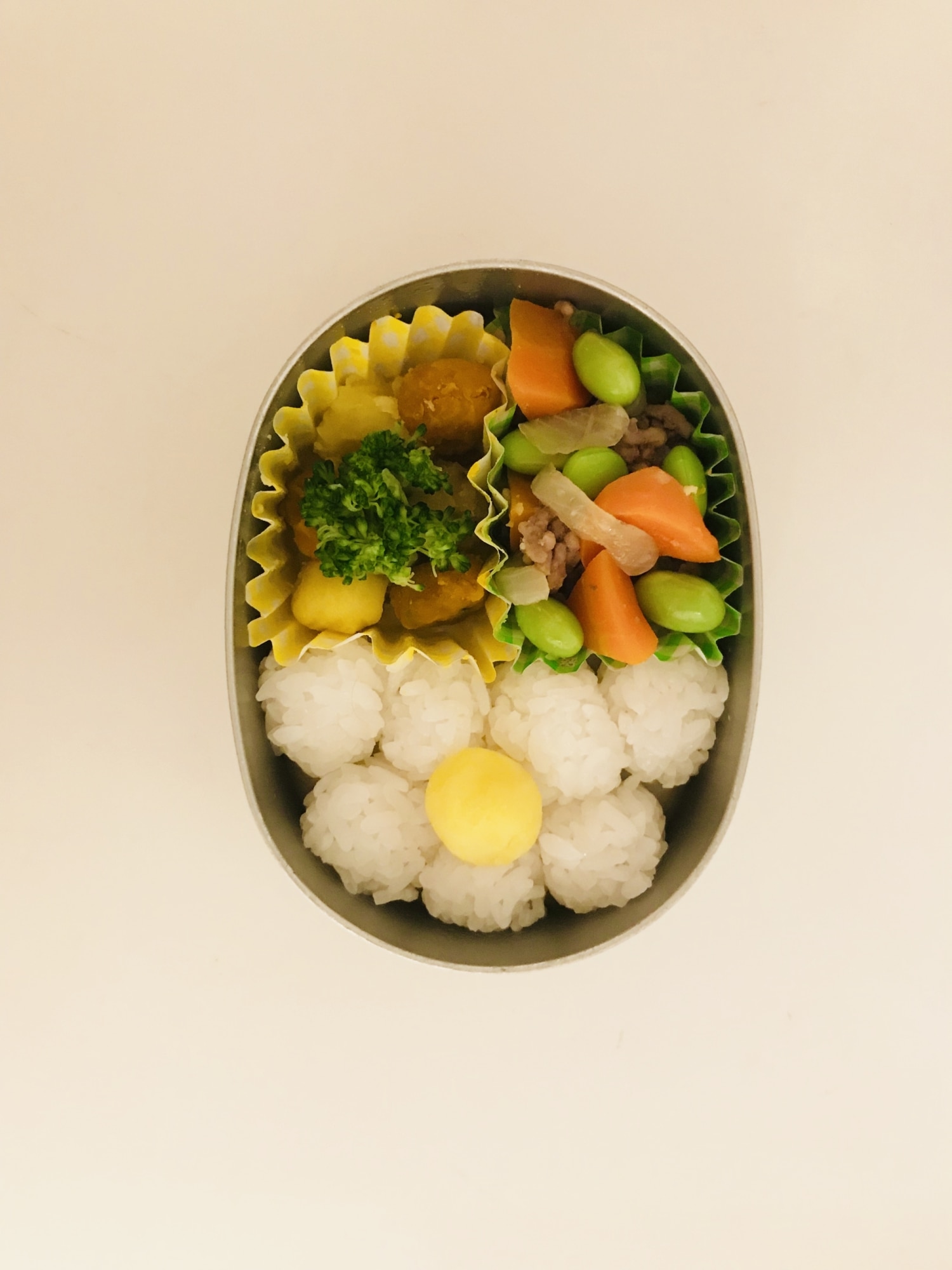 1歳児のお弁当に！手づかみOKなおかず10選食べやすくて栄養たっぷりのレシピHugKum はぐくむ