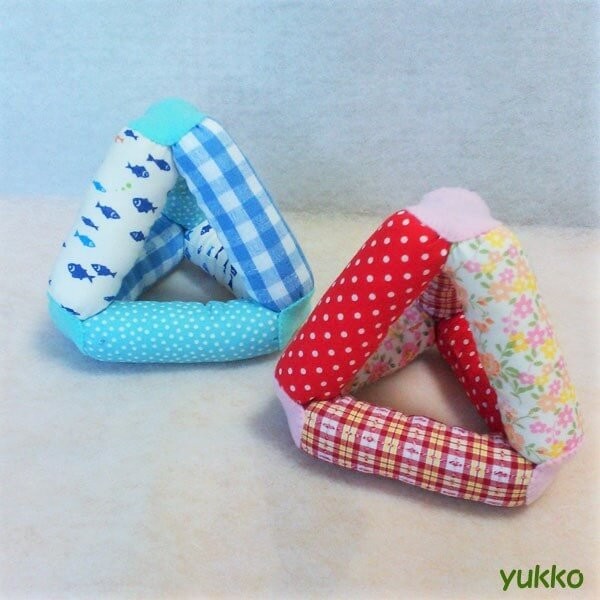 作例 0歳児・1歳児の保育室に欠かせない！『布ボール』おもちゃとは保育士・幼稚園教諭のための情報メディア ほいくis ほいくいず