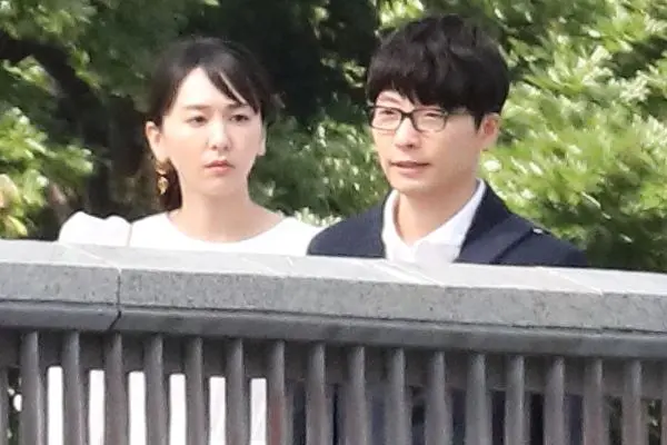 誕生日当日に寝込んでた星野源 妻・新垣結衣の“対応”に「尊すぎる」「素敵」 - LOCARI ロカリ