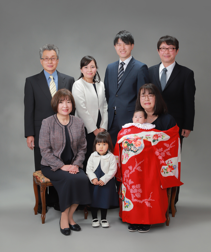 写真館で家族写真を撮影するときの服装選び三重県四日市で写真館ならフォトスタジオ シリウス