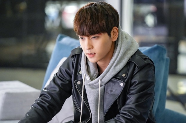 チェ・テジュン、ツンデレK-POPスターぶりが話題「実はとても繊細で純粋な人」cinemacafe.net