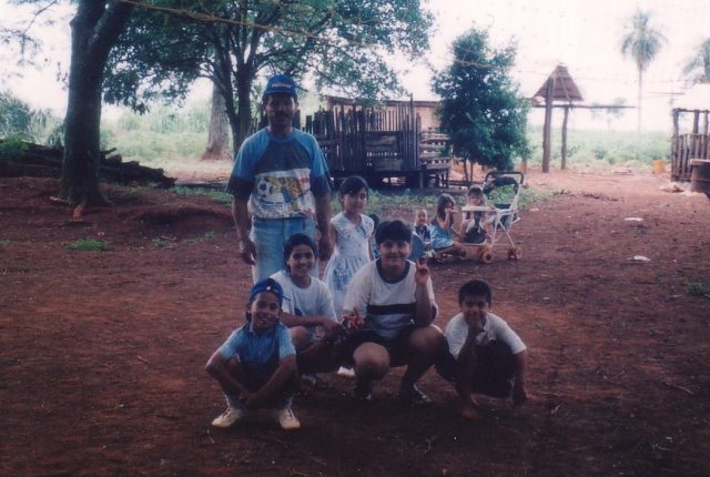 asahi.com 朝日新聞社 ：パラグアイ＝ＡＰ - Ｅ・Ｆ組 - 熱き女性サッカーサポーター - サッカーワールドカップ