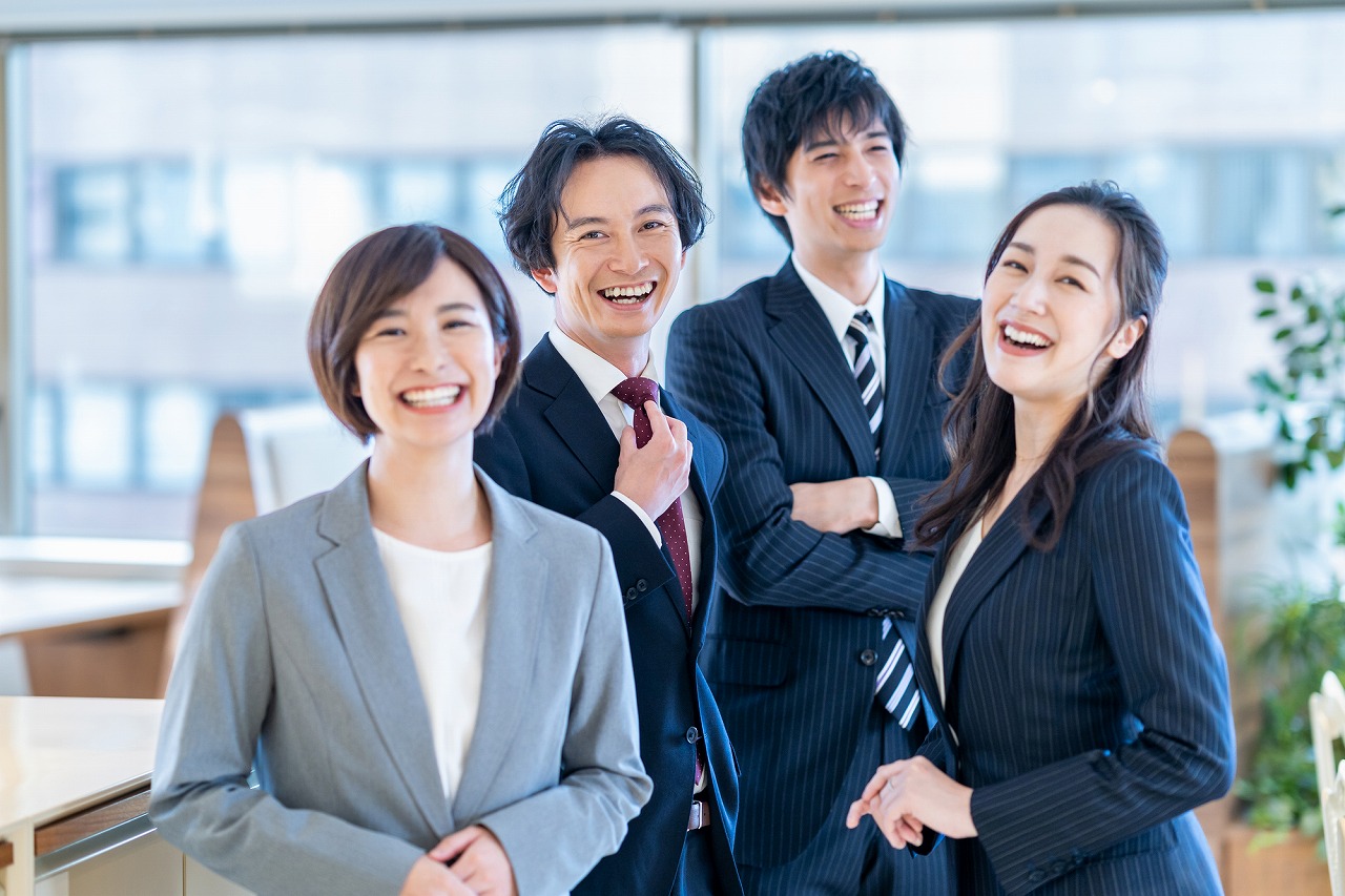 職場の異性と休日に出かける時の心情は？両想いになれるの？職場の男女悩みの知恵集