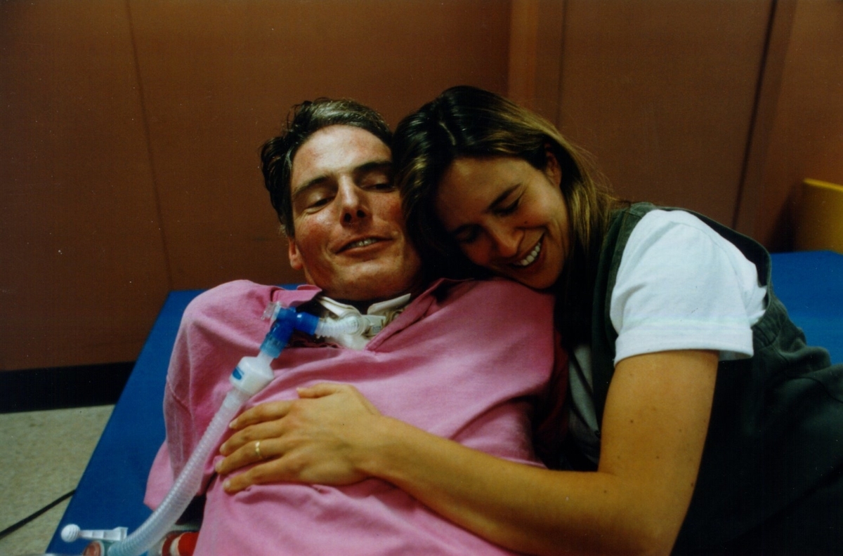 Superman」 2025年 では、クリストファー・リーヴの息子、ウィリアム・リーヴがニュースレポーター役を演じるんだって。これは、実際に人間を使う方がトリビュートってやつはうまくいくってことの表れだよね。: r shittymoviedetails