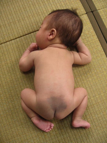 赤ちゃんのおしりって無条件にかわいい♡ 仕事用のお人形だけど、子供の遊び相手に。 RTAあるある、、だと思う。 ﻿ ﻿ ﻿ベビーマッサージベビマベビマ教室babymassageおくるみおくるみタッチケア資格取得自宅開業おうち教室教室開講鴻巣鴻巣市