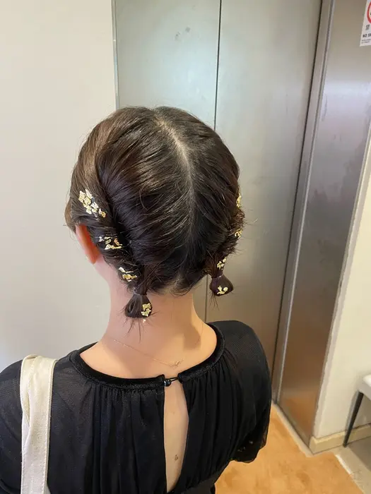 キッズアレンジ ツインお団子ヘア：L166247593ニド 2do のヘアスタイルホットペッパービューティ