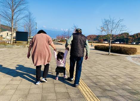 老夫婦 後ろ姿イラスト無料イラスト・フリー素材なら「イラストAC」