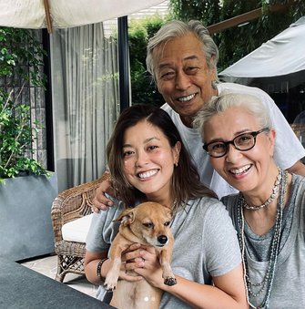 結城アンナ 68 夫・岩城滉一との出会いは高校のころ 結婚後ワンオペ育児も「モデル同士で子どもを預け合って」CHANTO WEB