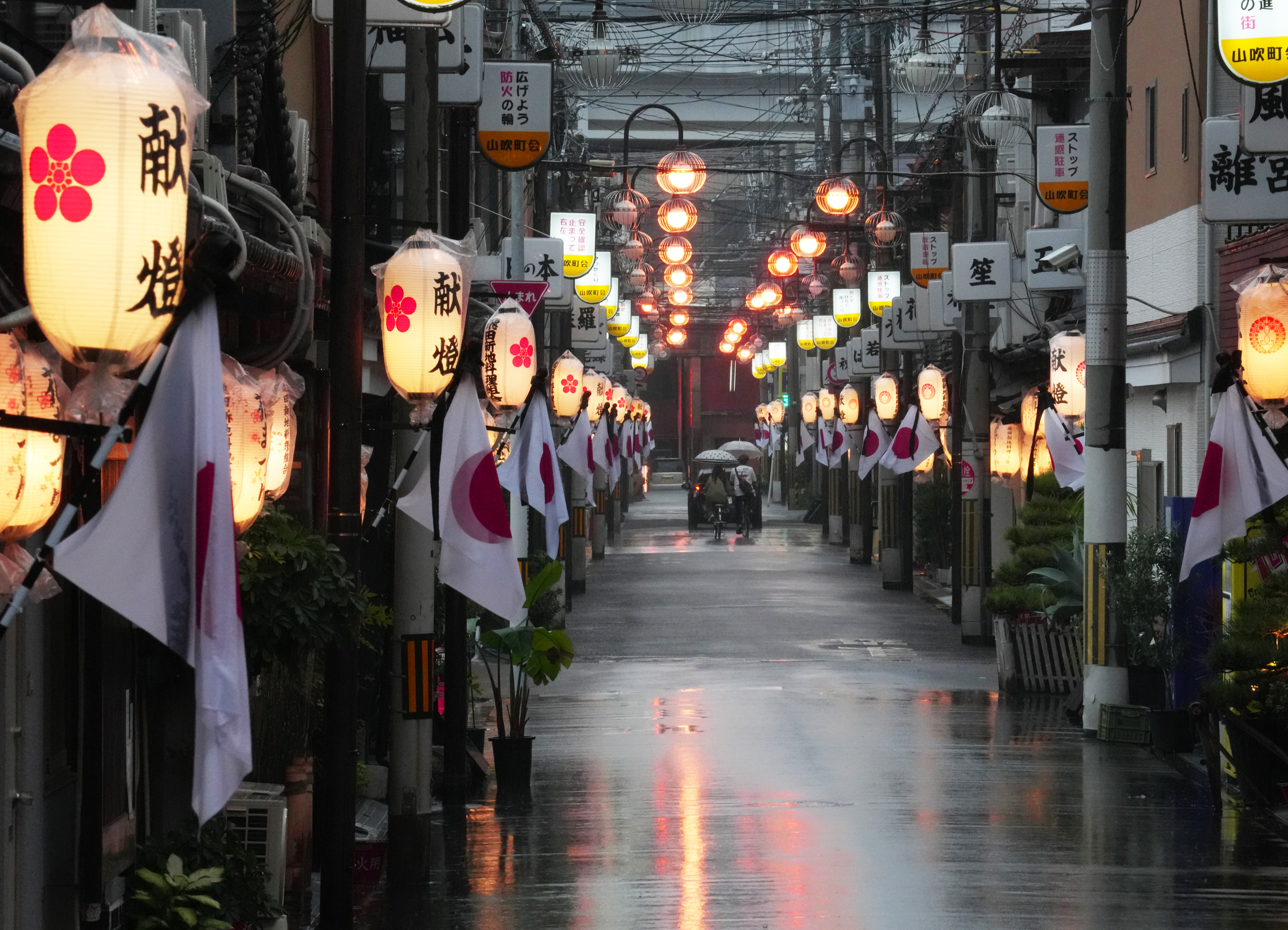 日本最大級の遊郭の建物が今も150軒以上残る「飛田新地」に行ってきました - GIGAZINE