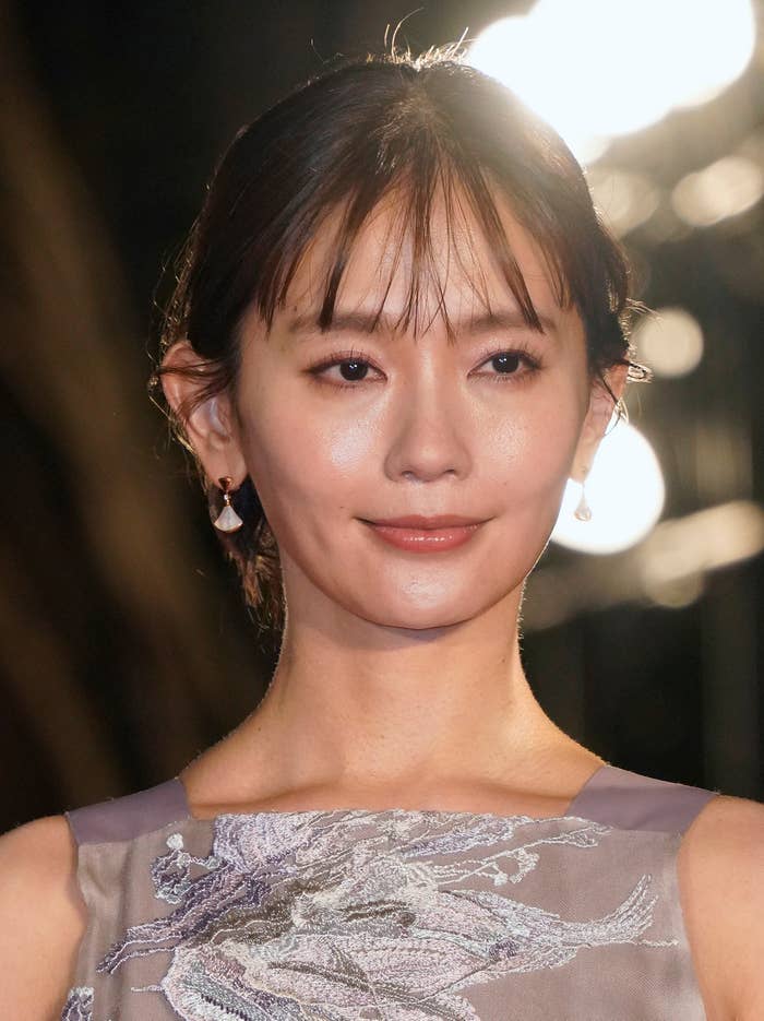 幼稚園男子”な愛犬を溺愛！？クズ夫を愛し続ける難役に挑む中村ゆりの意外な一面：ただ離婚してないだけテレビ東京・ＢＳテレ東の読んで見て感じるメディア テレ東プラス