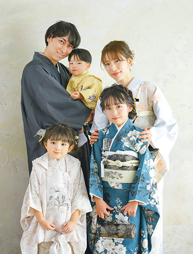 おしゃれな家族写真を撮ろう！おすすめのポーズ・コーデ16＋3