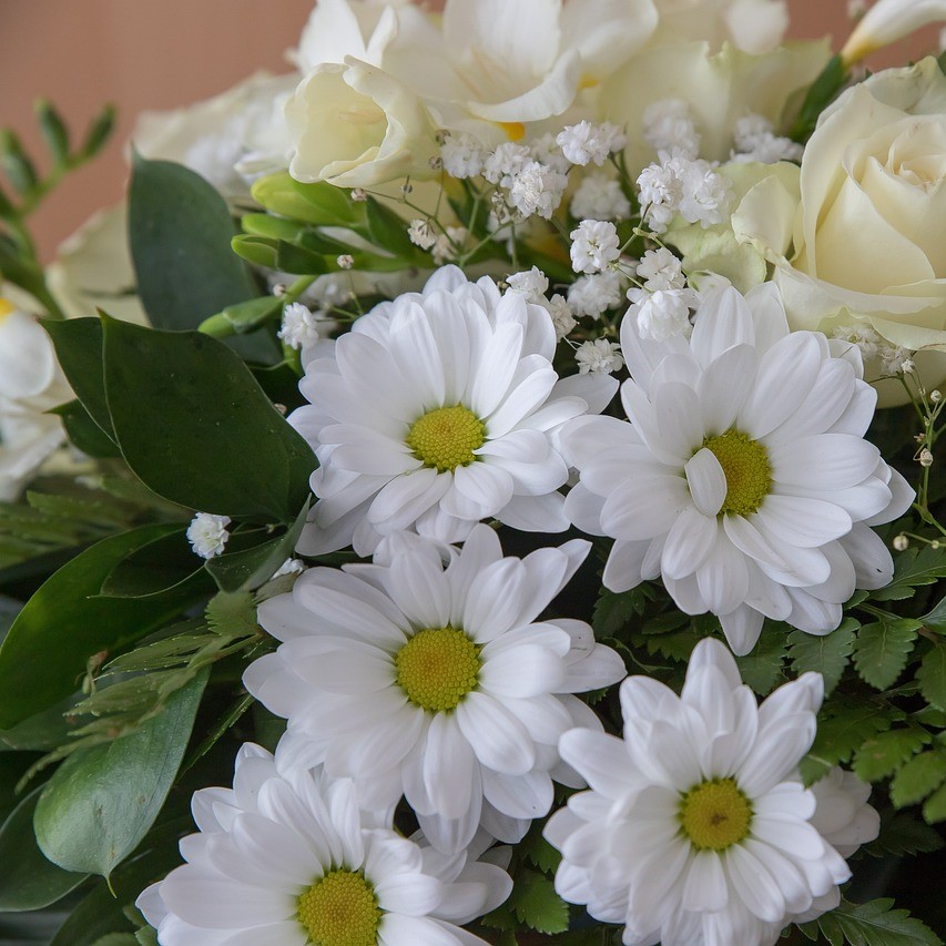 花祭壇 ミルト葬儀 祭壇 花 自宅葬 家族葬 お葬式 生花祭壇 フラワー祭壇FLABEL