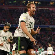 クライフ息子、メッシに依存する古巣バルサの問題点指摘 「完全なカオスに陥ってる」フットボールゾーン