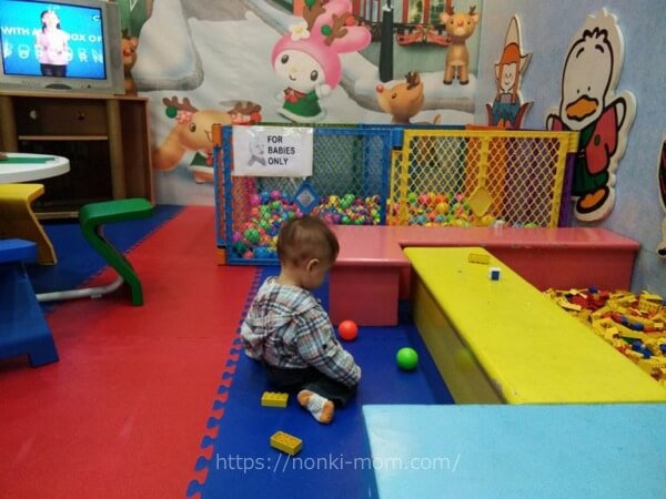 赤ちゃんと初めての飛行機。おさえておきたいポイントルカコ 育児をおしゃれにスマートに