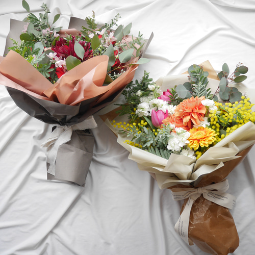 卒業式を彩るカラフルな花束名古屋市名東区上社駅前花屋グリーンルームアトリエ由花: 花とハンドメイド雑貨 グリーンルーム 名古屋市名東