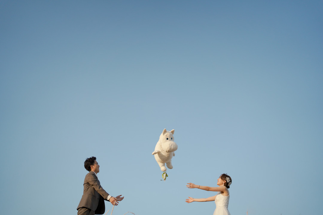 結婚式写真でマネしたい！おもしろいウェディングフォトポーズ花嫁ノート