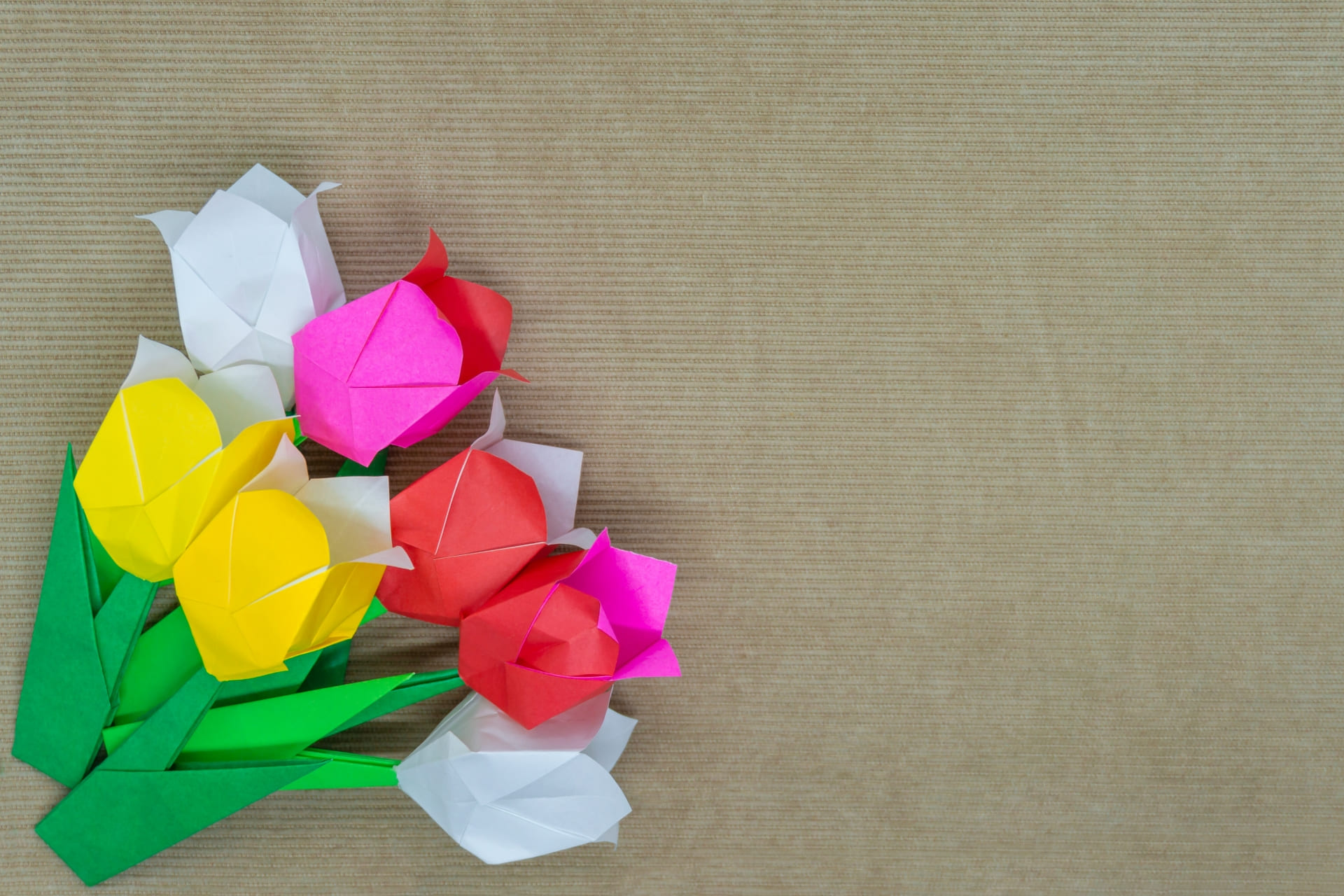 楽天市場 ちいかわ グッズ 手紙 折り紙 可愛い 100枚 韓国限定 商品 プレゼント おすすめ ランダム 文具 文房具 ぬいぐるみ 本 ガチャガチャガチャ 韓国版 限定 アニメ Chikawa : chuvely