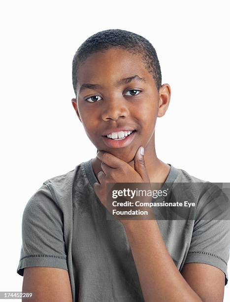 坊主頭の子供の笑顔の写真素材8023043- PIXTA