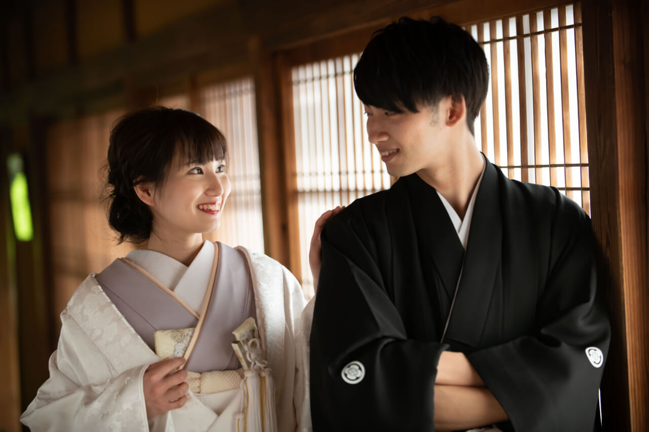 神前式なら父親も紋付袴がおすすめJinja de Wedding