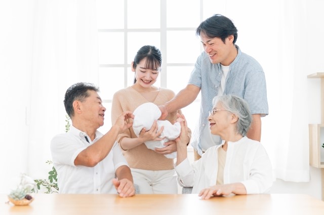 お宮参り着 誰が買うべき？何を買うべき？和服お手入れ処 絹友