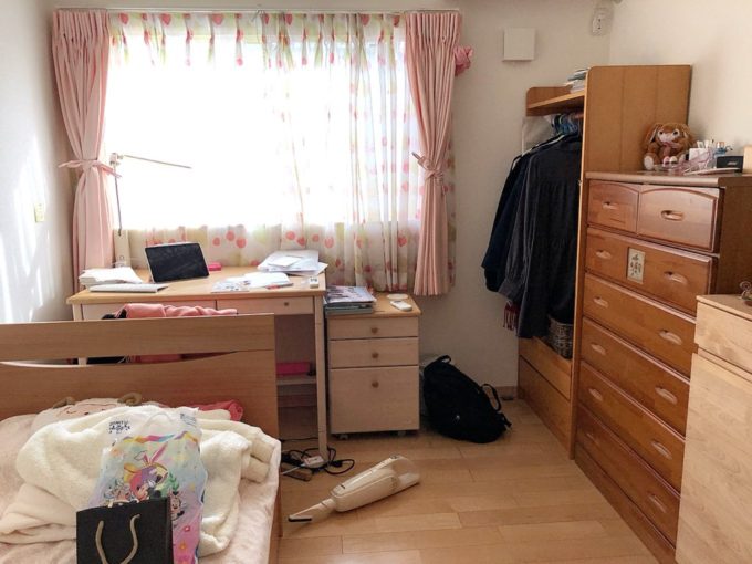 参考になる！みんなのおしゃれなお部屋特集🧺🪞🫧 シンプル〜カラフルなお部屋まで紹介しているよ✌️みんなも自分の好きを詰めたお部屋にしてみてね🎀˒˒ Photo by @ra_bu_ry @miu_9024 @miyo.room@matuko5342 @__mami115413 @yeong__.u @bananairi_1211