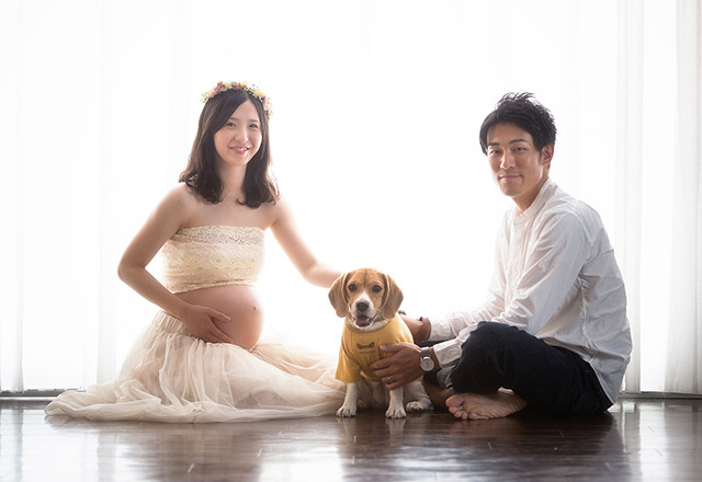 ペットも一緒に撮れる！マタニティフォトが人気です。京都のおしゃれな写真館スタジオレンブラント