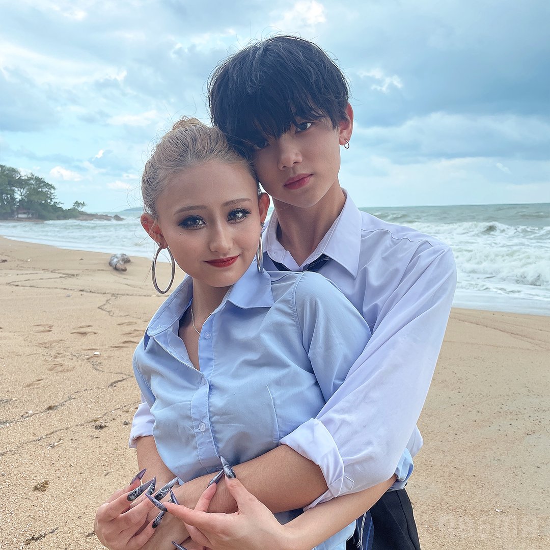 今日好き」“きょうあい”船山恭兵＆伊藤愛依海、熱烈キスに会場沸く 密着ラブラブランウェイ＜関西コレクション 2023 S S＞ - モデルプレス