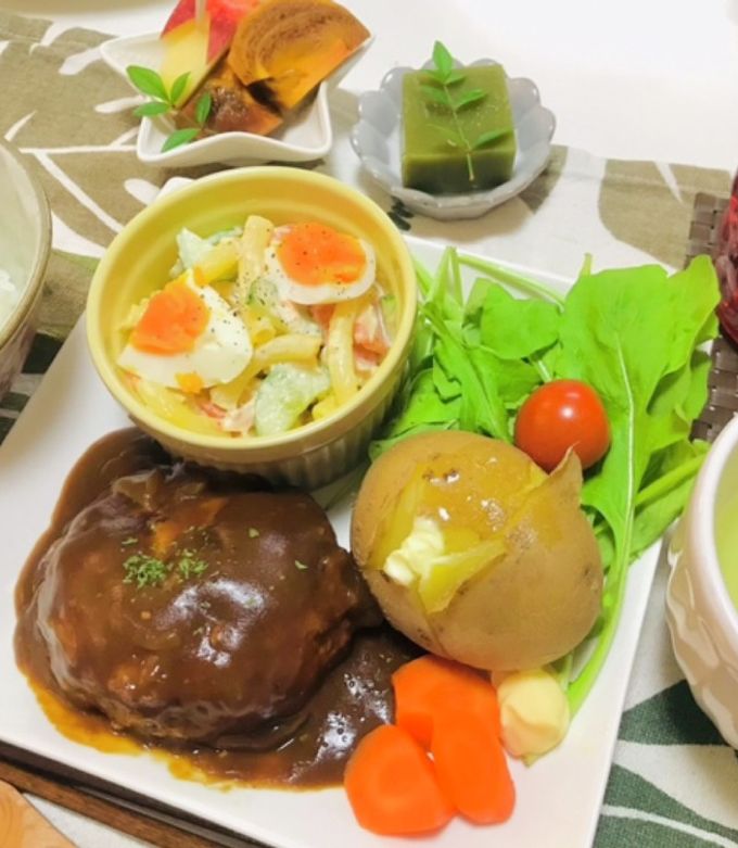 今日の夕飯のメニューに悩むママ必見。先輩ママの「1週間分の献立」を大公開！ママリ