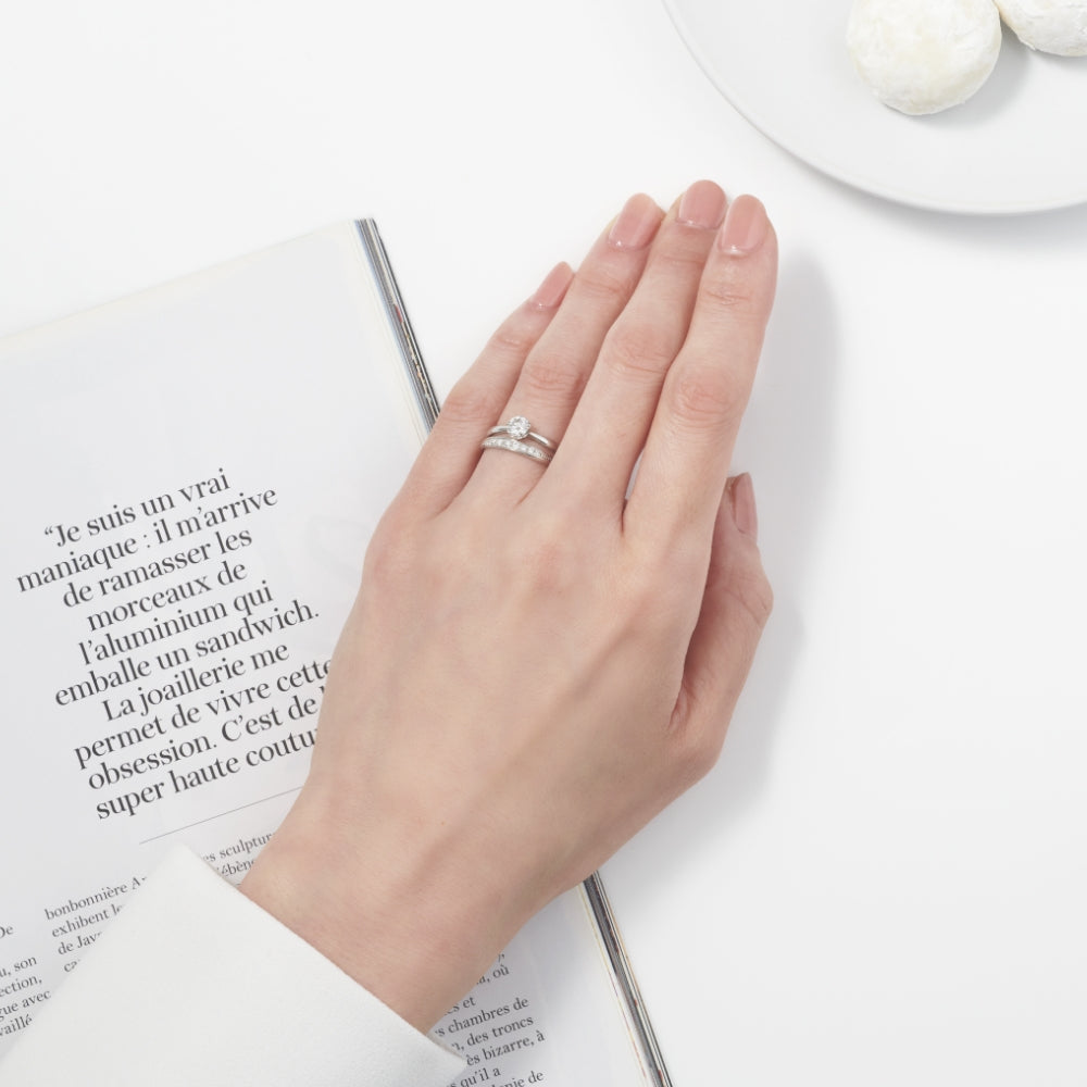 結婚指輪の「重ねづけ」組み合わせのコツ！コーディネートの極意とは？ - ISSHINDO Bridal Blog