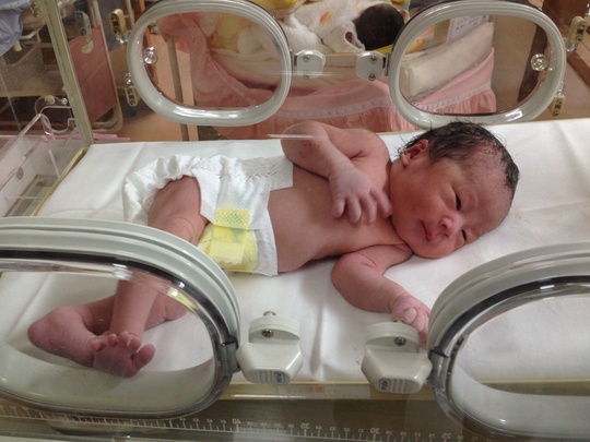 ロンパース 長袖 秋 冬 男の子 女の子 赤ちゃん 新生児 退院着 セレモニードレス ベビー お宮参り カバーオール 春 綿