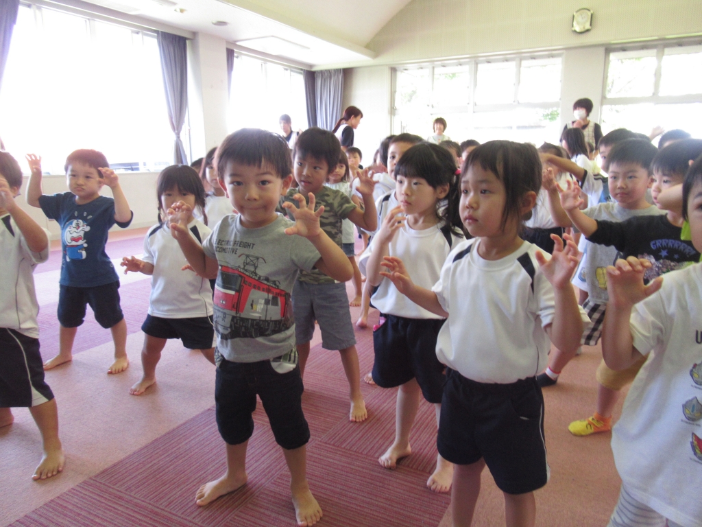 高円宮妃久子さま シベリアで取り残されたポーランド孤児ら救出100年記念式典に出席