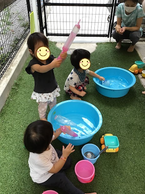 水遊び愛泉保育園