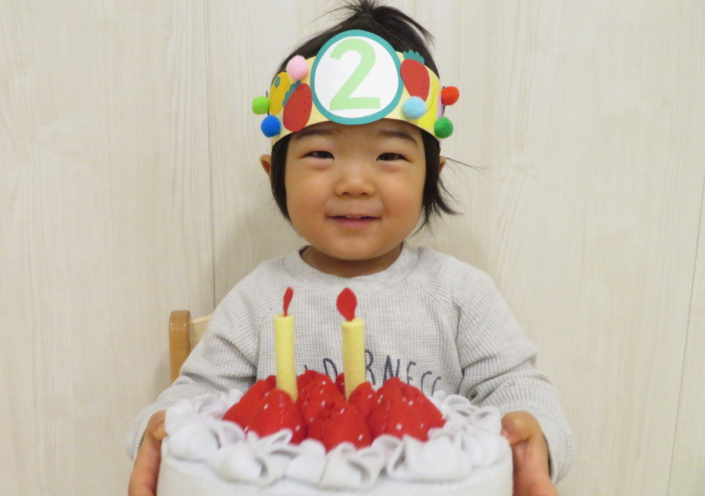 ハーフバースデーは手作り王冠でお祝いしよう！作り方や活用方法は？こども写真館スタジオアリス写真スタジオ・フォトスタジオ