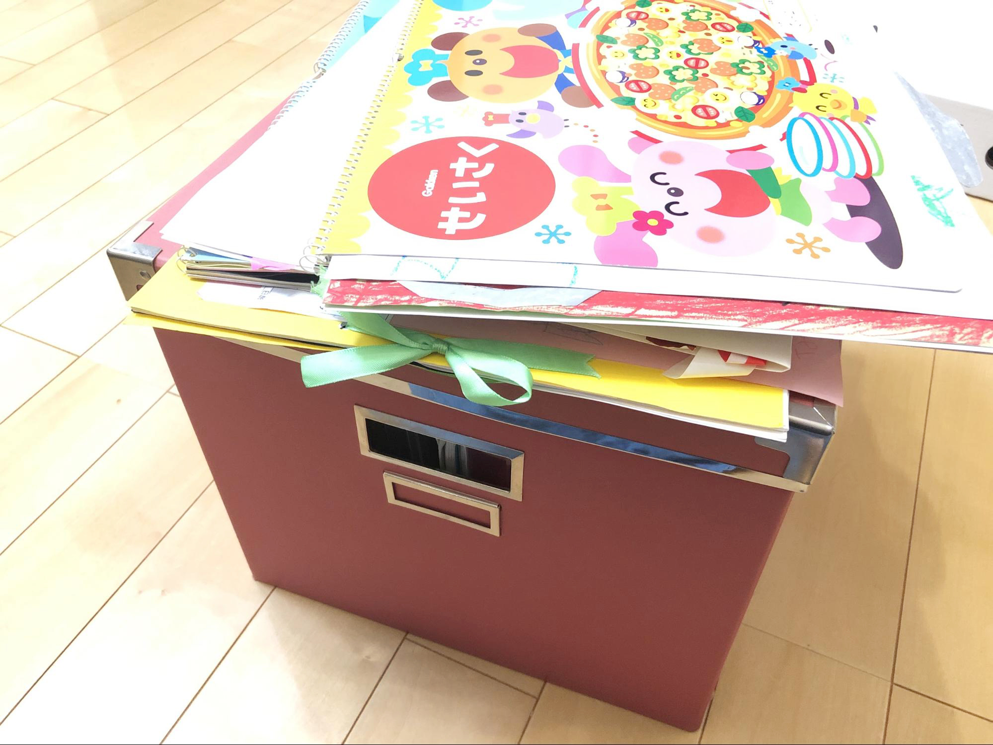 収納術 「コレは宝物」「どうしても捨てたくない」管理しやすいおすすめ作品収納4選たまひよ