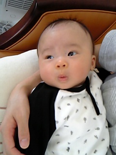 陥没乳首×おちょぼ口で授乳に大苦戦！出ないのに張ってくるおっぱいに涙した夜 by hibik - みんなの体験記 妊娠・出産・育児