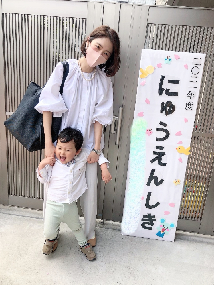 入園式・入学式 ブラウスだけでジャケットなし派が増えてます！VERY