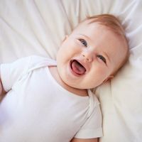 赤ちゃんの笑顔と自閉症?顔つきや表情から初期のサインを見分ける方法 – 「ふきのこ」放課後等デイサービス・児童発達支援