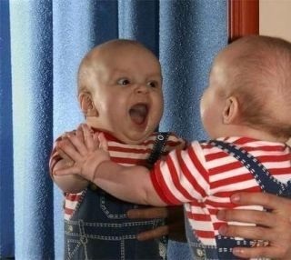 まだ目があいていない生まれたて赤ちゃん 2年後の変化に「爆笑しました」「どんどんかわいくなっていく」の声 – ほ・とせなNEWS