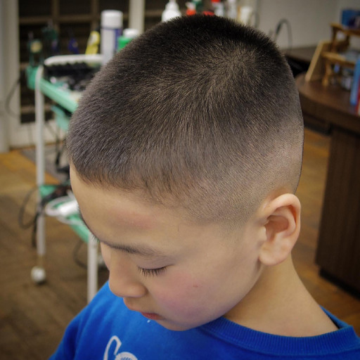 バズ バズカット キッズヘア キッズヘアスタイルキッズヘアカットキッズモデル キッズファッション 坊主 おしゃれ坊主 フェード スキンフェード バーバー バーバースタイルiwakunibarberbarber barberlifefade skinfade kidshairkidshaircutNOZOMU nozmu 希